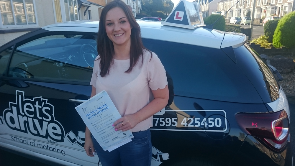 Latest Pass with Lets Drive Wales – Vickie Grant