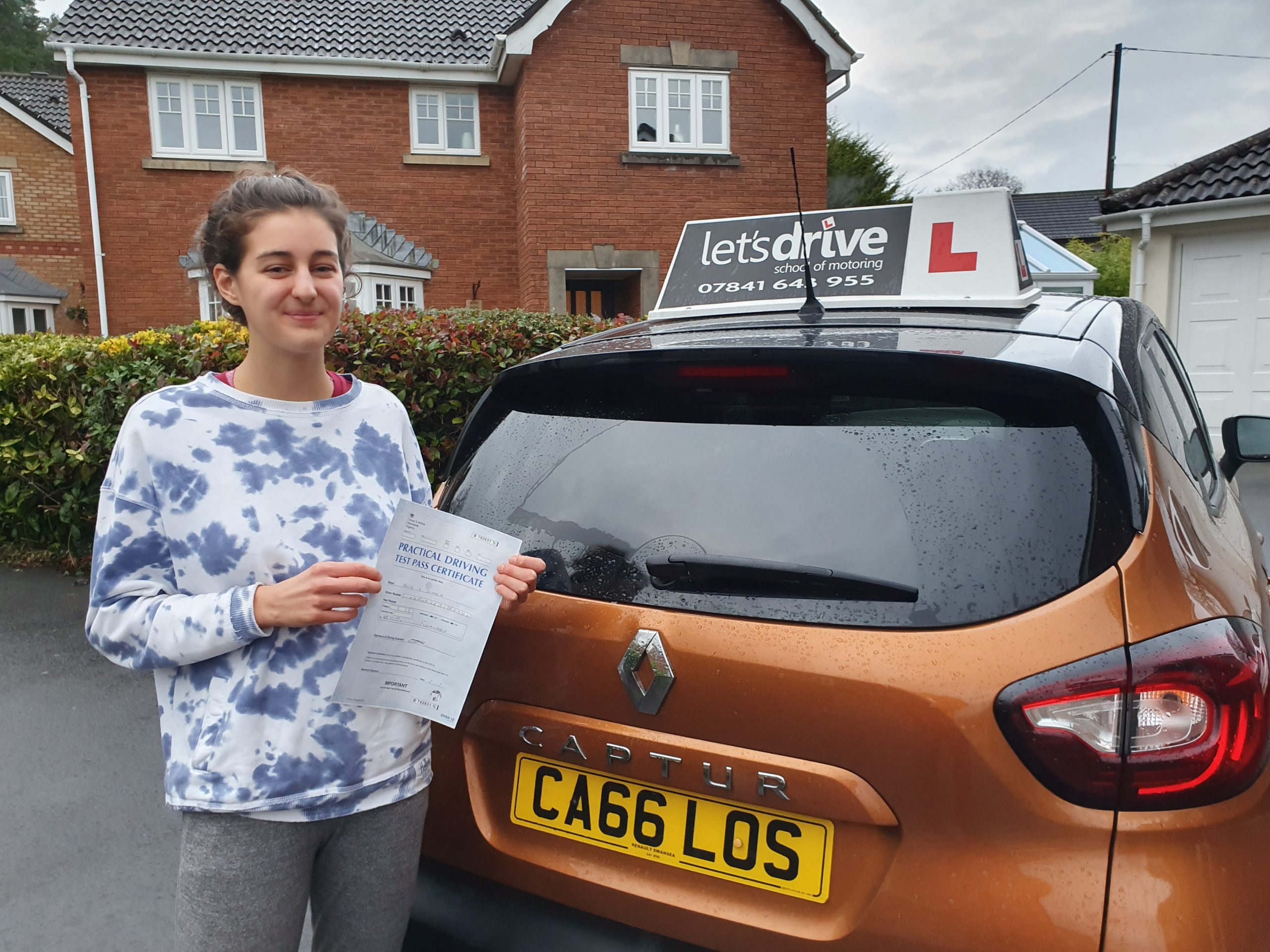 Latest Pass with Lets Drive Wales   –  Mollie Singh