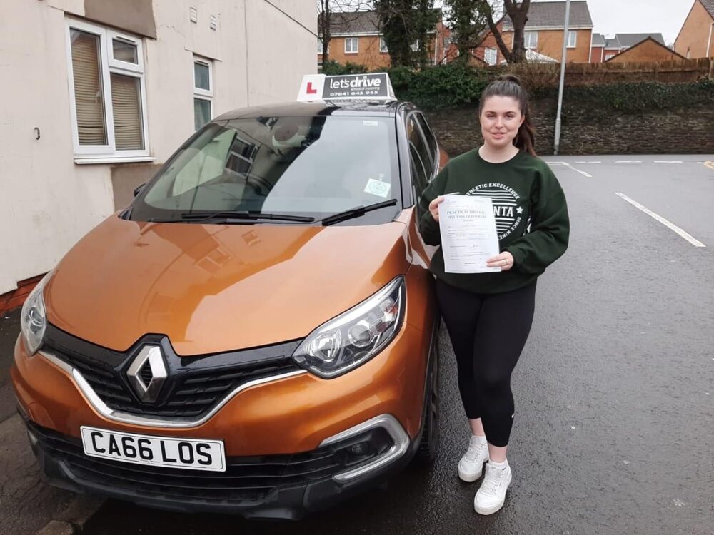 Latest Pass with Lets Drive Wales   –  Caitlin Thomas