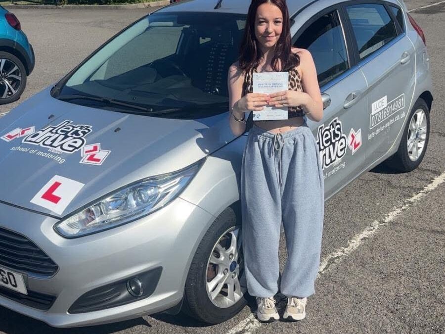 Latest Pass with Let’s Drive Wales – Abi Harris